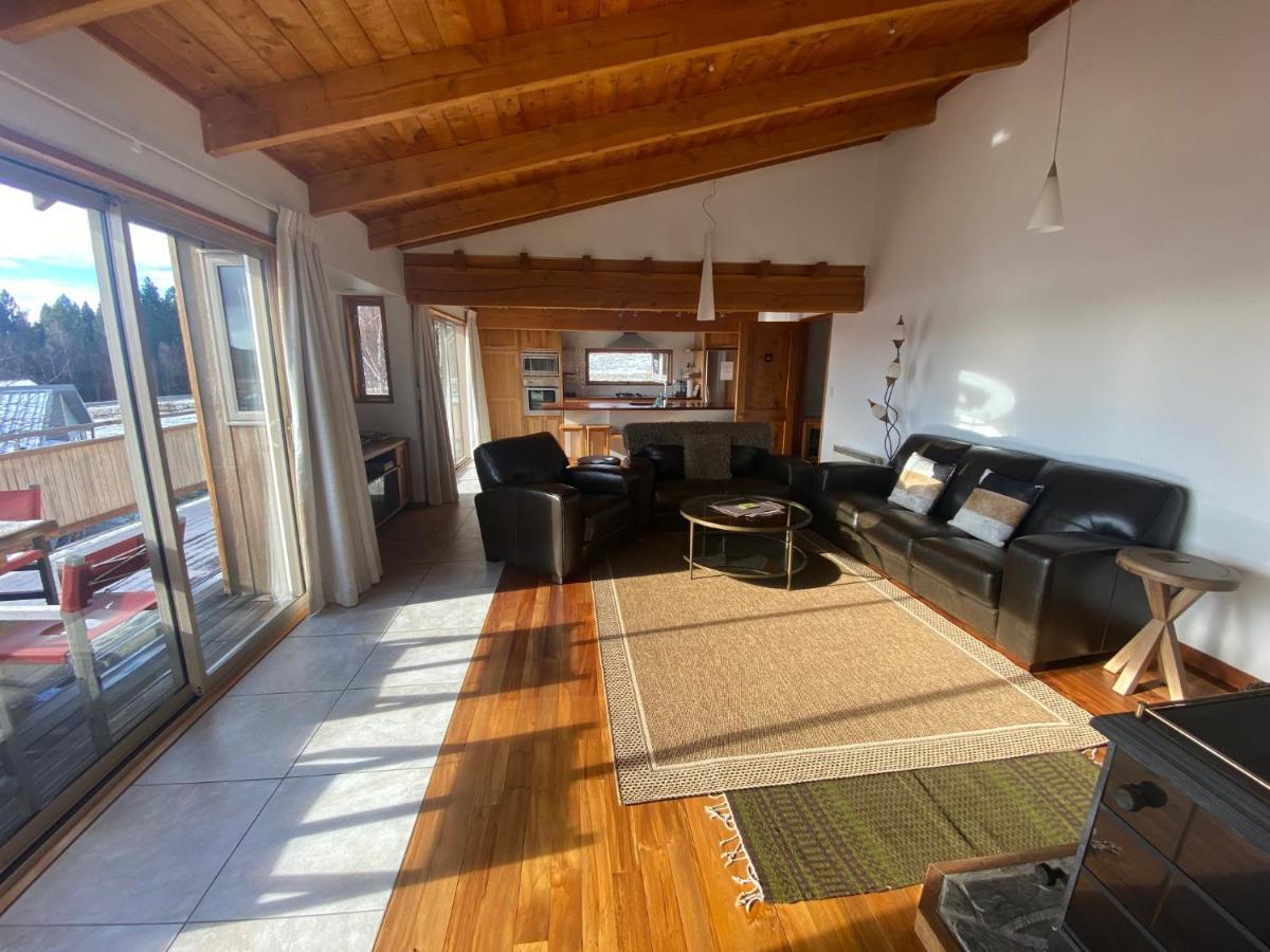 Villa Glacier Rock Lakeview House *